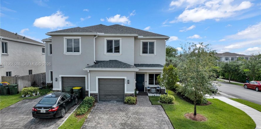 Touwnhouse à Homestead, Floride 3 chambres, 156.08 m2 № 2081743