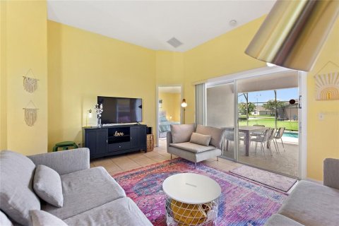 Casa en venta en Kissimmee, Florida, 4 dormitorios, 159.7 m2 № 1628929 - foto 19