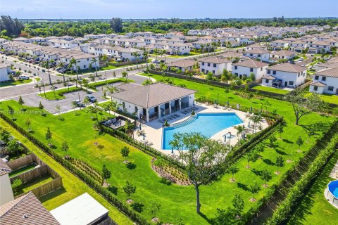 Adosado en venta en Homestead, Florida, 3 dormitorios, 123.37 m2 № 1818131 - foto 6