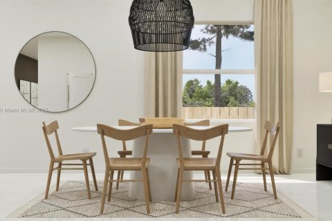 House in Florida City, Florida 4 bedrooms, 206.89 sq.m. № 2035511 - photo 5