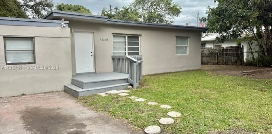 Casa en Dania Beach, Florida 3 dormitorios, 100.24 m2 № 2011493