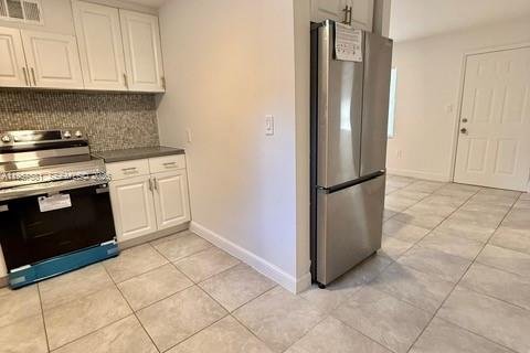 Casa en alquiler en Dania Beach, Florida, 3 dormitorios, 100.24 m2 № 2011493 - foto 7