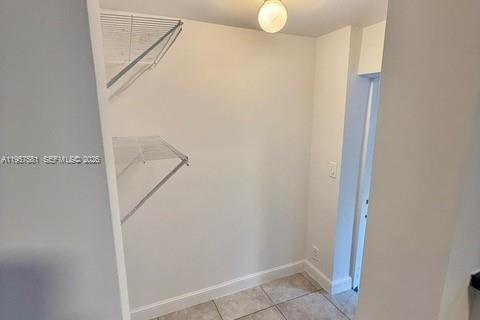 Casa en alquiler en Dania Beach, Florida, 3 dormitorios, 100.24 m2 № 2011493 - foto 11