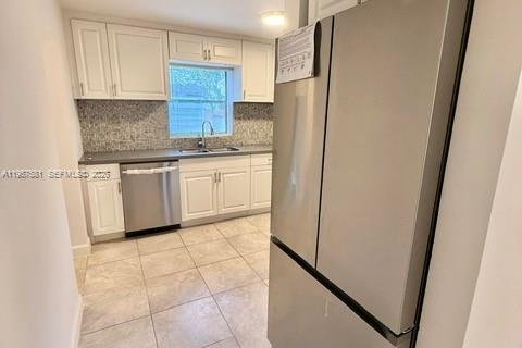 Casa en alquiler en Dania Beach, Florida, 3 dormitorios, 100.24 m2 № 2011493 - foto 12