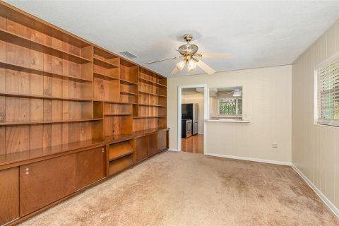 House in Merrit Island, Florida 4 bedrooms, 261.43 sq.m. № 1743332 - photo 6