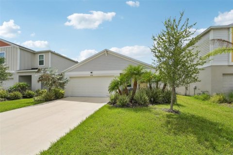 House in Parrish, Florida 3 bedrooms, 148.83 sq.m. № 2203324 - photo 2