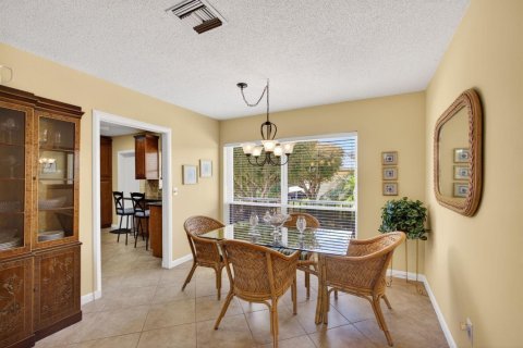 Condo in Jupiter, Florida, 3 bedrooms № 2155102 - photo 8