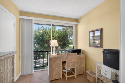 Condo in Jupiter, Florida, 3 bedrooms № 2155102 - photo 18