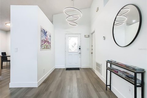 Villa ou maison à louer à Kissimmee, Floride: 3 chambres, 135.82 m2 № 2388761 - photo 9