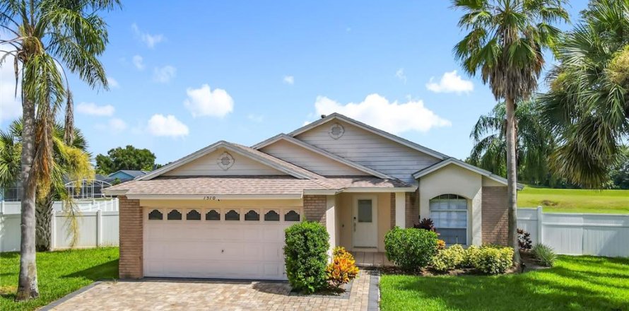 Villa ou maison à Kissimmee, Floride 3 chambres, 135.82 m2 № 2388761