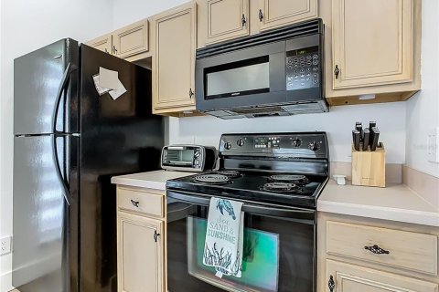 Villa ou maison à louer à Kissimmee, Floride: 3 chambres, 135.82 m2 № 2388761 - photo 15