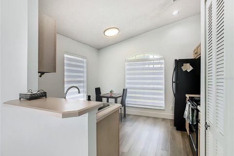 Villa ou maison à louer à Kissimmee, Floride: 3 chambres, 135.82 m2 № 2388761 - photo 13