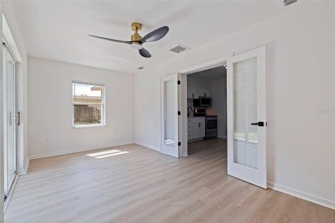Villa ou maison à vendre à Saint Petersburg, Floride: 2 chambres, 83.7 m2 № 2322322 - photo 12