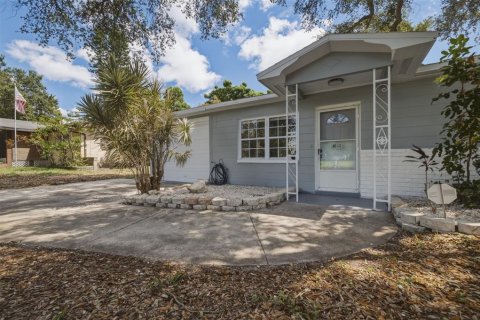 Villa ou maison à vendre à Saint Petersburg, Floride: 2 chambres, 83.7 m2 № 2322322 - photo 3