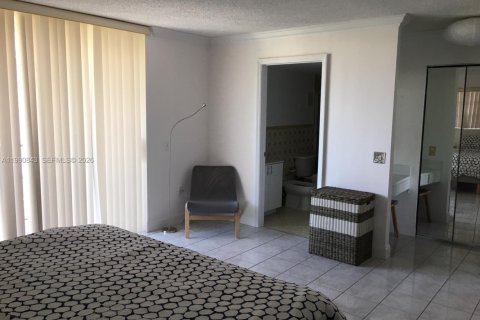 Купить кондоминиум в Майами-Бич, Флорида 2 спальни, 117.06м2, № 2058031 - фото 28