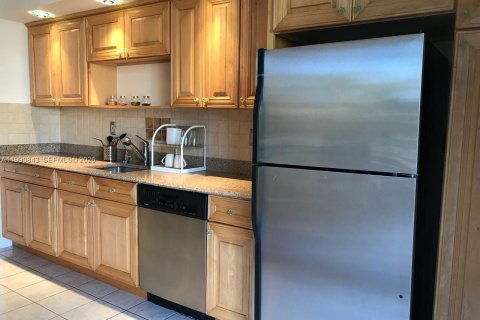 Купить кондоминиум в Майами-Бич, Флорида 2 спальни, 117.06м2, № 2058031 - фото 8