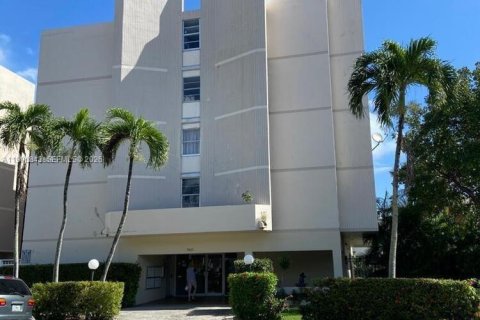 Купить кондоминиум в Майами-Бич, Флорида 2 спальни, 117.06м2, № 2058031 - фото 4
