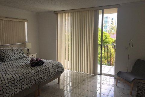 Купить кондоминиум в Майами-Бич, Флорида 2 спальни, 117.06м2, № 2058031 - фото 24