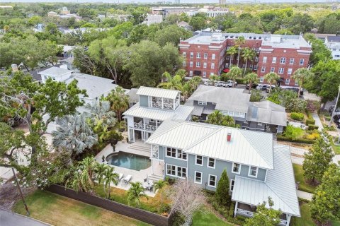 Купить виллу или дом в Тампа, Флорида 15 комнат, 305.28м2, № 2155761 - фото 2