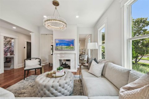 Купить виллу или дом в Тампа, Флорида 15 комнат, 305.28м2, № 2155761 - фото 14
