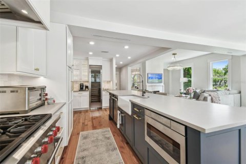 Купить виллу или дом в Тампа, Флорида 15 комнат, 305.28м2, № 2155761 - фото 21
