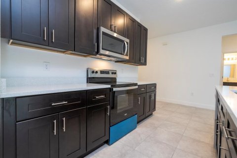 Casa en venta en Ocala, Florida, 4 dormitorios, 157.56 m2 № 2429379 - foto 14
