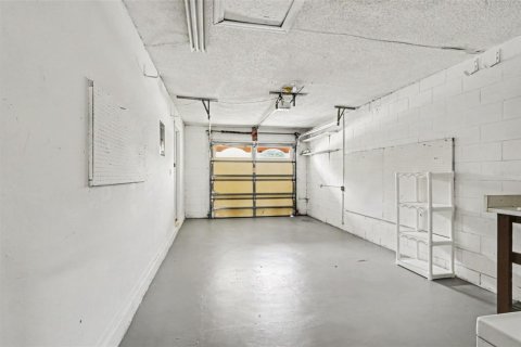 Villa ou maison à vendre à Orlando, Floride: 2 chambres, 171.22 m2 № 2416980 - photo 29