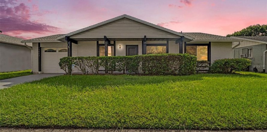 Villa ou maison à Orlando, Floride 2 chambres, 171.22 m2 № 2416980