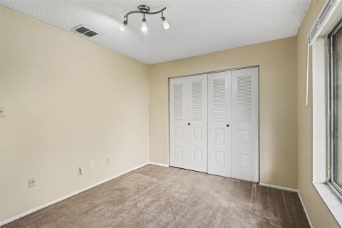 Villa ou maison à vendre à Orlando, Floride: 2 chambres, 171.22 m2 № 2416980 - photo 13