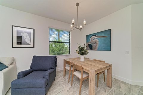 House in Lakewood Ranch, Florida 2 bedrooms, 148.83 sq.m. № 2287264 - photo 20