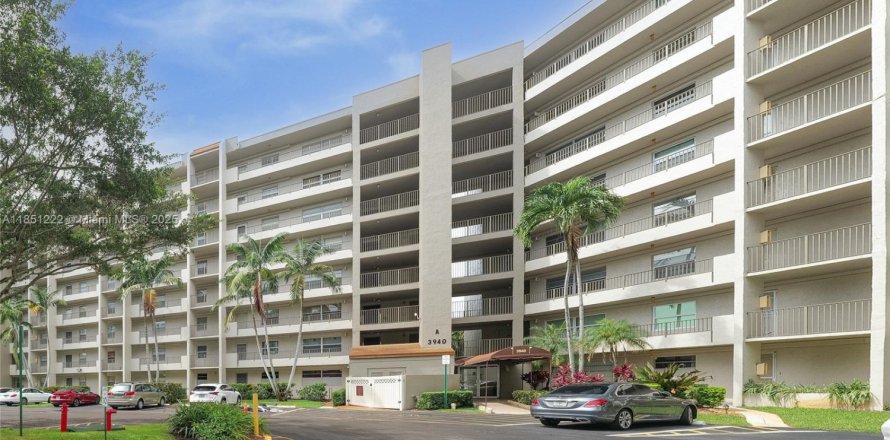 Condo à Lauderhill, Floride, 3 chambres № 1871555