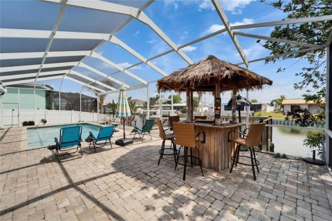 Villa ou maison à vendre à Apollo Beach, Floride: 4 chambres, 177.63 m2 № 1679529 - photo 21