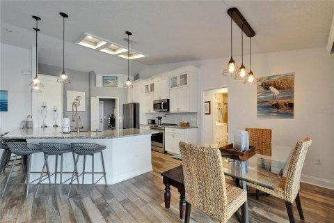 Villa ou maison à vendre à Apollo Beach, Floride: 4 chambres, 177.63 m2 № 1679529 - photo 12