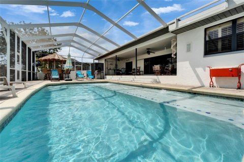 Villa ou maison à vendre à Apollo Beach, Floride: 4 chambres, 177.63 m2 № 1679529 - photo 18