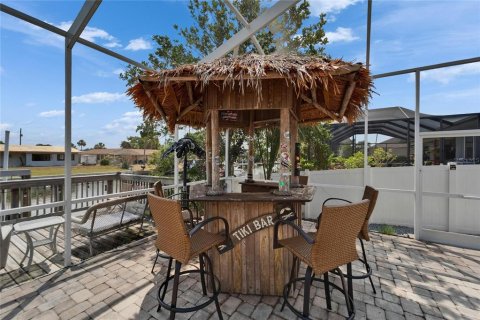 Villa ou maison à vendre à Apollo Beach, Floride: 4 chambres, 177.63 m2 № 1679529 - photo 3