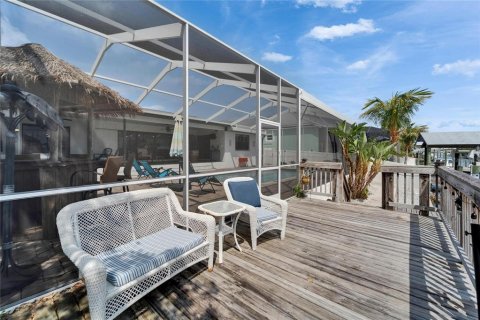 Villa ou maison à vendre à Apollo Beach, Floride: 4 chambres, 177.63 m2 № 1679529 - photo 24