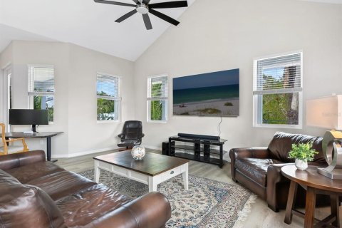 House in Sarasota, Florida 1 bedroom, 139.35 sq.m. № 1733162 - photo 15