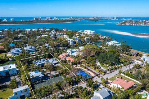 House in Sarasota, Florida 1 bedroom, 139.35 sq.m. № 1733162 - photo 6
