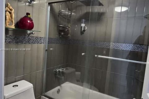 Copropriété à vendre à Miami, Floride: 1 chambre, 79.99 m2 № 1971326 - photo 28