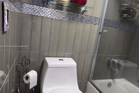 Copropriété à vendre à Miami, Floride: 1 chambre, 79.99 m2 № 1971326 - photo 26