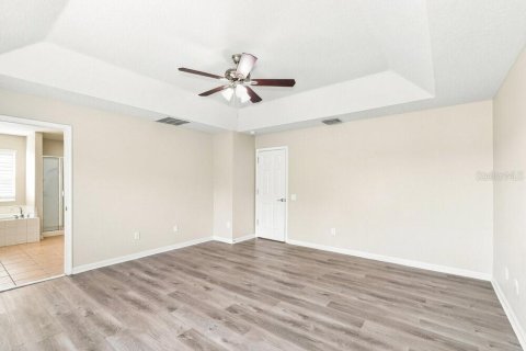 House in Hudson, Florida 3 bedrooms, 171.13 sq.m. № 2380451 - photo 12
