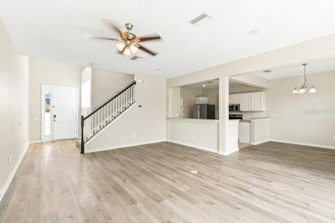 House in Hudson, Florida 3 bedrooms, 171.13 sq.m. № 2380451 - photo 6