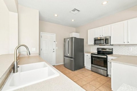 House in Hudson, Florida 3 bedrooms, 171.13 sq.m. № 2380451 - photo 9