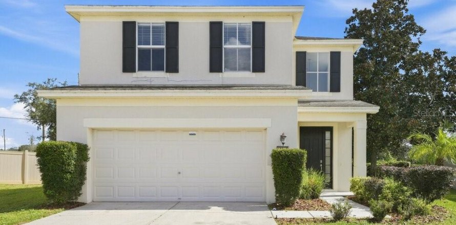 House in Hudson, Florida 3 bedrooms, 171.13 sq.m. № 2380451