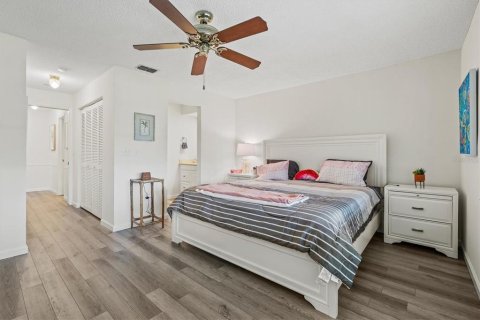 Condo in Bradenton, Florida, 2 bedrooms  № 1718810 - photo 19