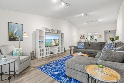Condo in Bradenton, Florida, 2 bedrooms  № 1718810 - photo 15