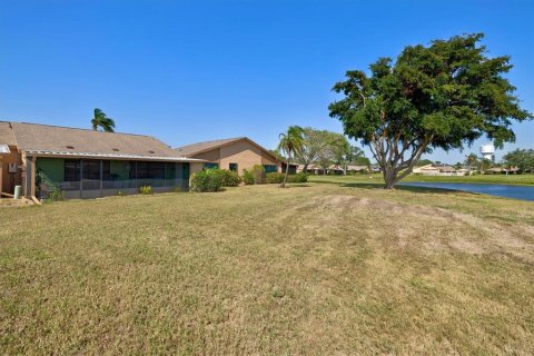 Condo in Bradenton, Florida, 2 bedrooms  № 1718810 - photo 27