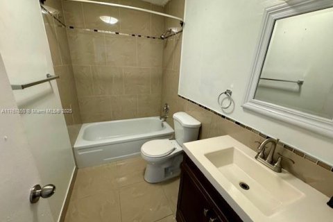 Copropriété à vendre à Lauderhill, Floride: 2 chambres, 88.26 m2 № 1979642 - photo 6