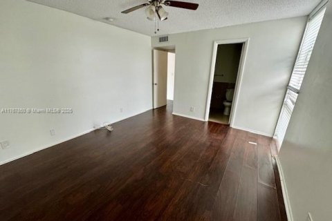 Copropriété à vendre à Lauderhill, Floride: 2 chambres, 88.26 m2 № 1979642 - photo 10
