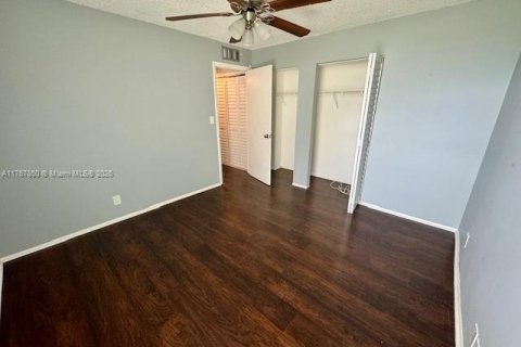 Copropriété à vendre à Lauderhill, Floride: 2 chambres, 88.26 m2 № 1979642 - photo 5